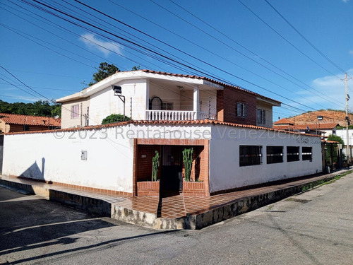 Naudy Escalona & Maribel Morillo Venden Casa En Colinas De Santa Rosa Barquisimeto Lara  // Invierta Seguro Con Rentahouse//