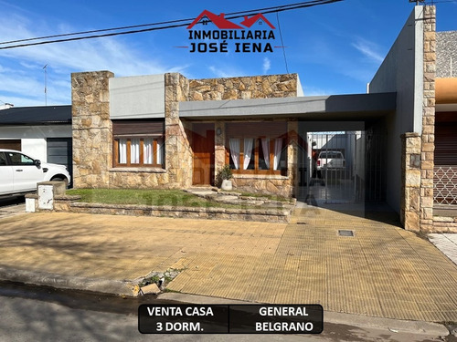 Casa 3 Dormitorios Con Escritorio En Venta - Calle Rodriguez Peña E/ Guido Y Güemes - General Belgrano. A 1 Cuadra Del Céntro De La Ciudad.