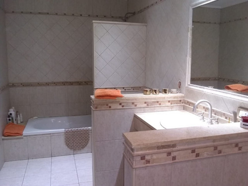 Imagen 19 de 28 de Casa En Venta De 2 Dormitorios C/ Cochera En Ramos Mejía