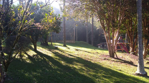 Maravilhosa Casa De Campo Com Piscina Aquecida (climatizada A 28 Graus), Lago, Riacho, Campo De Futebol, Sinuca, Fliperama.