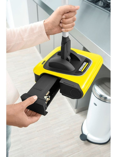Imagen 5 de 6 de Escoba Eléctrica Karcher Kb5 3,7 V