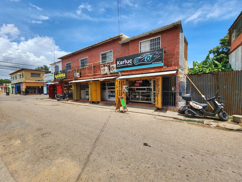 En Venta Locales Comerciales En Barrio Sucre 