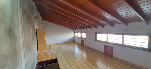 Imagen 10 de 14 de Chalet En Venta En Valentin Alsina