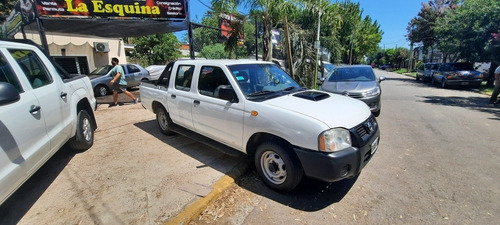 Nissan Np300 2.5 Cabina Doble 133cv 4x2 2011