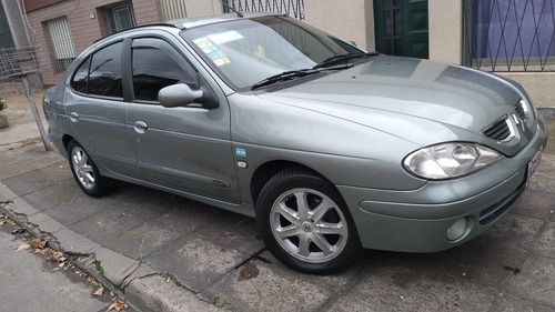 Imagen 3 de 13 de Renault Mégane Ii 1.9 Rxe Abs Privilege