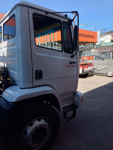 Mb 1718 Com Carroceria De Gás