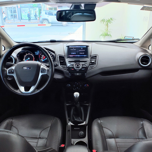 Ford Fiesta Titanium 1.6 4x2 #mkt