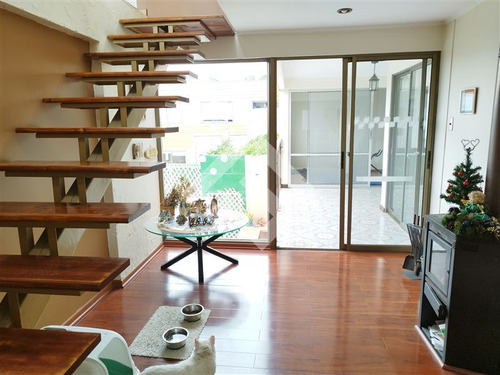 Casa En Venta Los Almendros, Reñaca, 5d Y 4b, Viña Del Mar