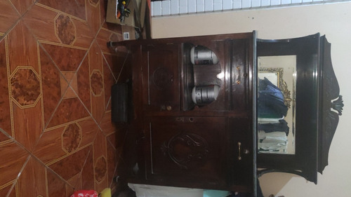 Imagen 2 de 9 de Muebles Antiguos