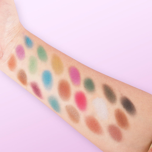 Kit De Maquillaje Qibest All In One 24 Eyeshadow 4 Lipstick