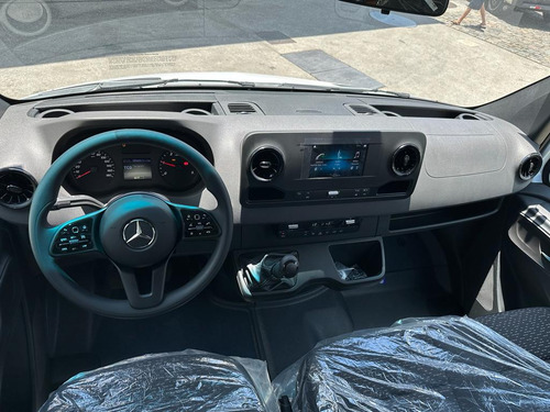 Mercedes-benz Sprinter Van 517 Big 21 Lugares
