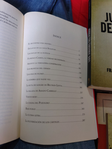 Roja Oscuridad. Crónica De Días Aciagos. Héctor De Mauleon (Usado)