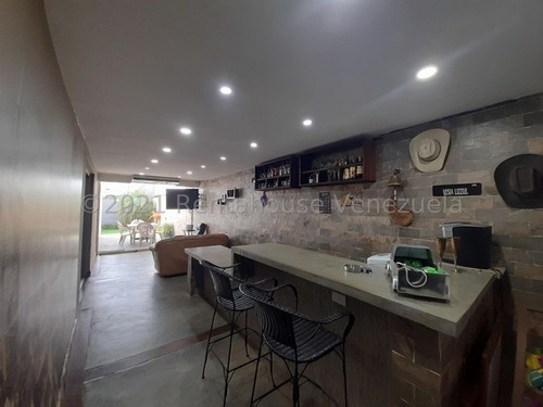 Imagen 8 de 14 de Leida Falcon Rentahouse Vende Casa En Trigal Norte Valencia 22-6974 Lf