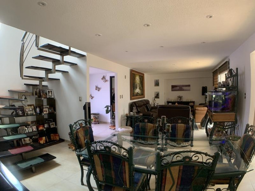 Imagen 3 de 12 de Casa Sola En Venta Residencia En Privada. Terreno 210 M. Área Social Techada. Estudio Y Jardín.