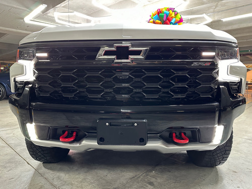 Chevrolet Cheyenne Zr2