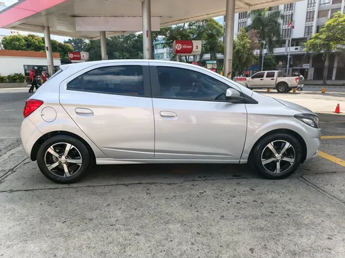 Chevrolet Onix 1.4 Ltz 5 p