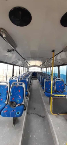 Imagen 8 de 11 de Colectivo Urbano Mercedes Benz 2006 1315 Metalpar