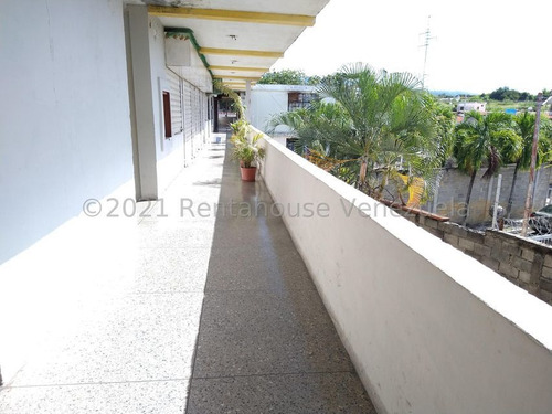 Imagen 16 de 30 de Se Vende Local En Cabudare Rah: 22-2109 (04149577047)