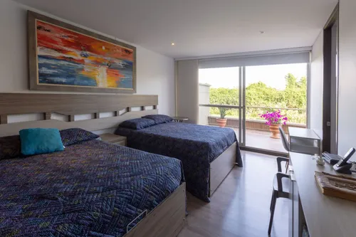 Apartamento En Venta En Llano Grande. Cod V18290