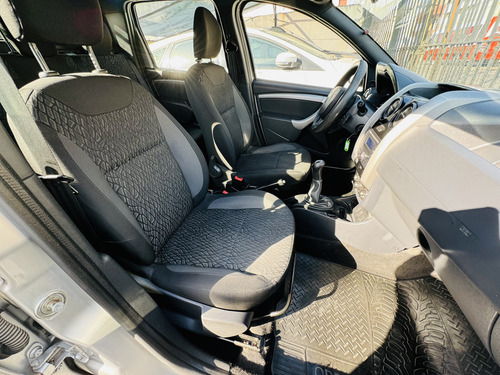 Renault Duster Oroch 1.6 Outsider
