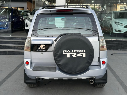 Mitsubishi Pajero TR4 Pajero TR4 2.0/ 2.0 Flex 16V 4x4 Aut.