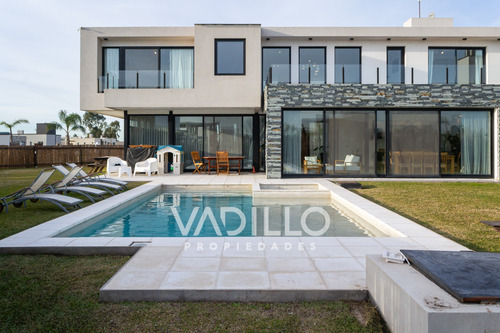 Casa Alquiler En Lagos De Canning I 4 Dorm | Piscina