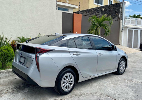 Imagen 4 de 11 de Toyota Prius 2018 1.8 Base Cvt