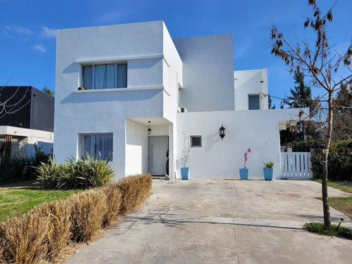 Imagen 2 de 26 de Excelente Propiedad En Venta En San Gabriel Villanueva.