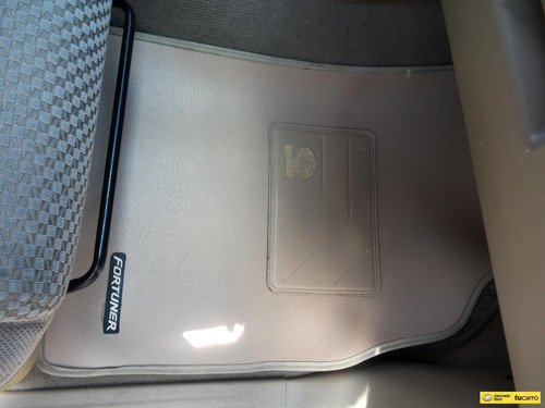 Imagen 25 de 25 de Toyota Fortuner Sr5