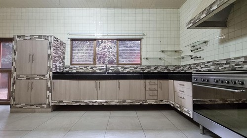 Residencia De Alta Plusvalía En El Corazón De Querétaro Con Uso De Suelo Mixto Inversión Garantiz...