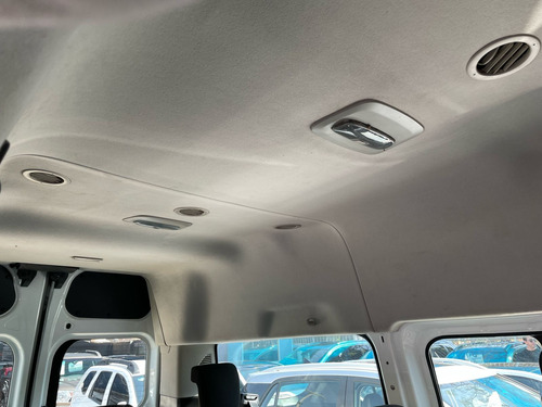 Ford Transit 2.2 Pasajeros Larga Custom Mt
