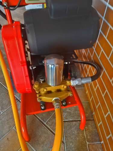 Imagem 2 de 5 de Lavadora Industrial Para Lava Rápido
