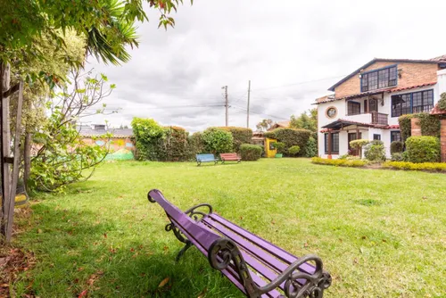 Casa En Arriendo En Vereda Calahorra. Cod A16708