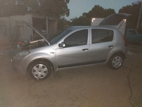Renault Sandero 1.6 Expression Hi-torque 5p 2012