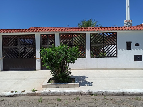 Imagem 5 de 10 de Casa A Venda Em Peruibe
