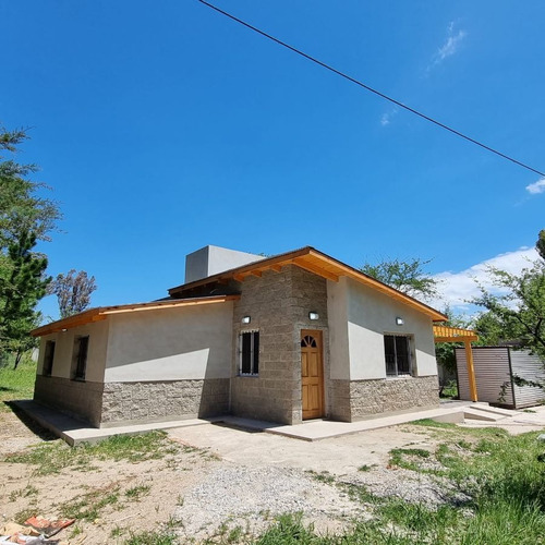 Imagen 19 de 30 de Casa En Venta A Estrenar De 2 Dormitorios C/ Cochera En Cosquín