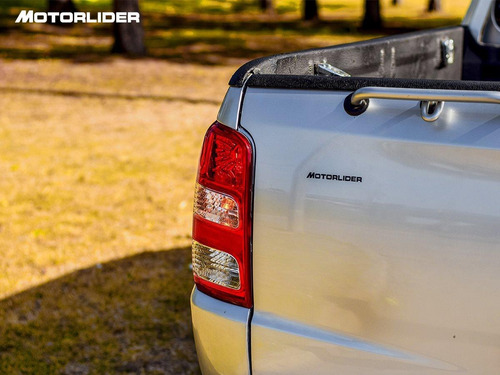 Imagen 16 de 25 de Mitsubishi L200 New 2.4 4x4 | Permuta / Financia