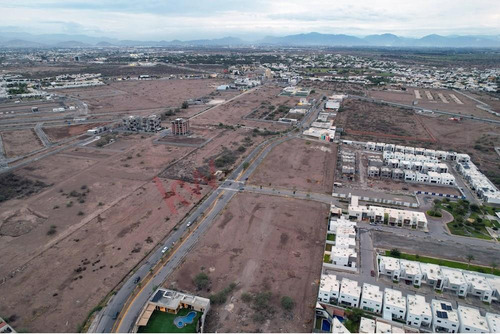 Excelente Oportunidad De Inversion Al Norte De Torreón. Lotes Comerciales En Sector Senderos.