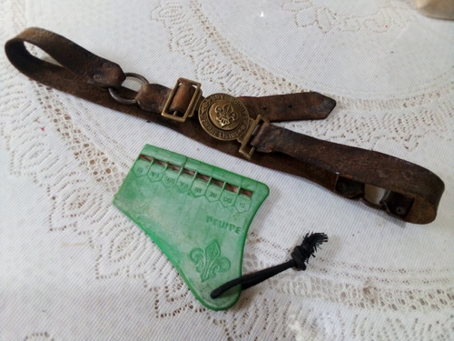 Antiguo Cinturon De Cuero Hebilla Boy Scout + Chiflo Llamado