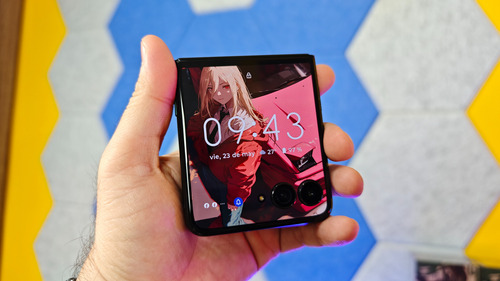 Motorola Razr Ultra 2025 / Razr 60 Ultra Usado Como Nuevo. Verde Oscuro (Usado)