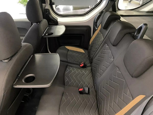 Imagen 7 de 20 de Renault Kangoo Entrega Rápida Por Sobre Stock!!