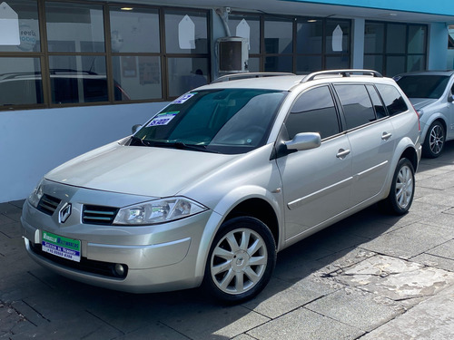 Renault Megane 1.6 Dynamique Hi-flex 4p