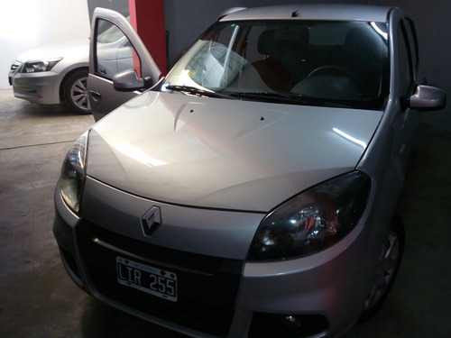 Renault Sandero Confort 1,6 16 V