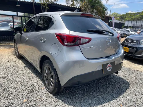 Mazda 2 Touring Mt
