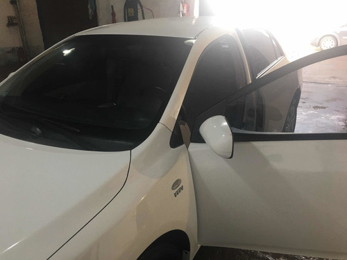 Imagen 6 de 11 de Toyota Corolla 2012 1.8 Xli Mt 136cv