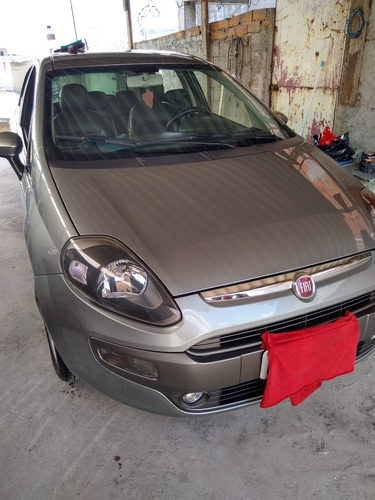 Fiat Punto 1.6 16v Essence Flex 5p 2015