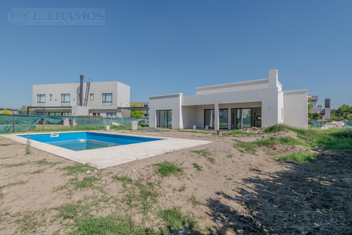 Casa En El Canton - Golf - Pg
