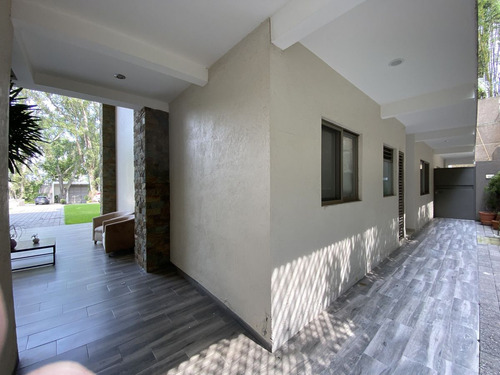 Departamento En Poblado Acapatzingo, Cuernavaca, Morelos Caen-490-de
