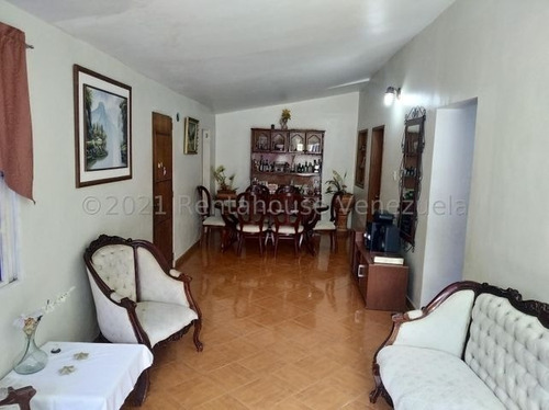 Imagen 3 de 14 de Gustavo Zavala Rentahouse 22-5575