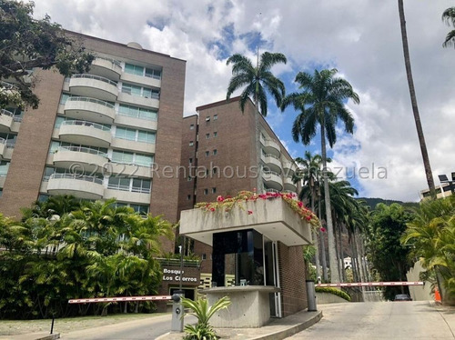 Bellísimo Y Espacioso Apartamento En Venta Los Chorros Caracas, 24-12602.